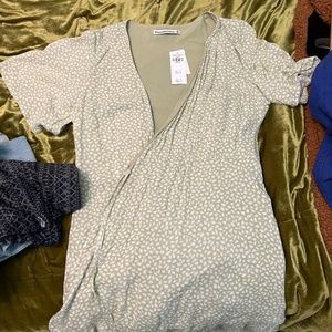 Green print wrap dress